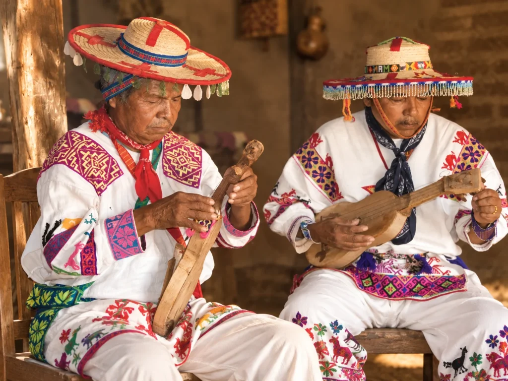 Mexicaneros — Pueblo Meshikan